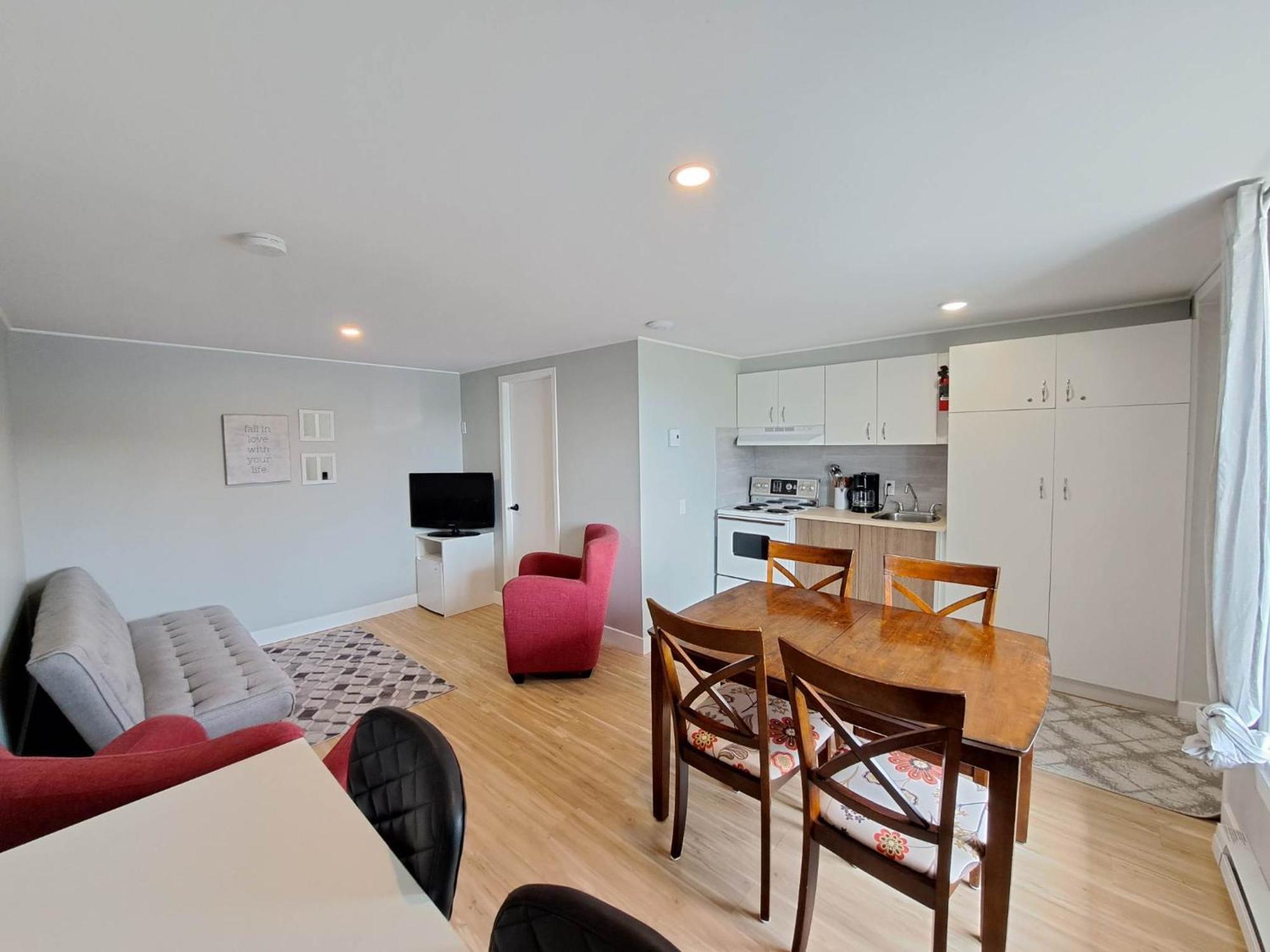 Apartmán Habitations Zenith Sainte-Anne-de-Beaupré Exteriér fotografie